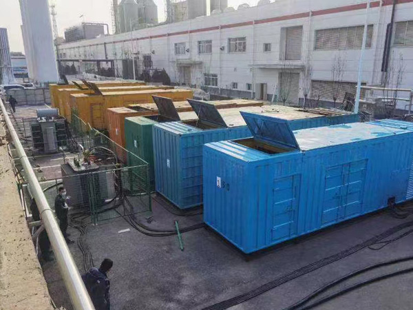 东乡380V和690V电压的电缆线相同吗？